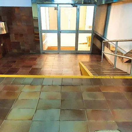 2000. Spacious On The Promenade. Lägenhet