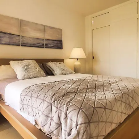 Lägenhet 2000. Spacious On The Promenade.