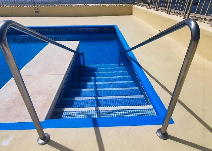 2000. Spacious On The Promenade. Marbella