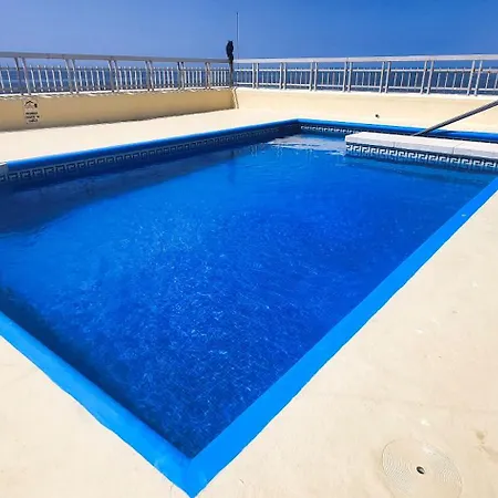 2000. Spacious On The Promenade. *