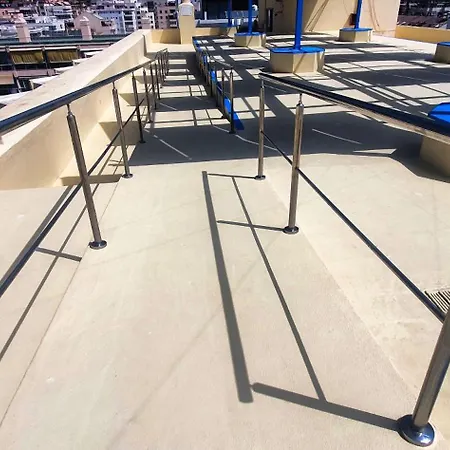 2000. Spacious On The Promenade. דירה