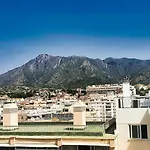 2000. Spacious On The Promenade. Διαμέρισμα
