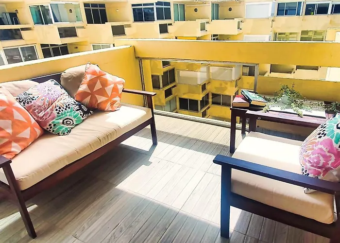 Daire 2000. Spacious On The Promenade. *